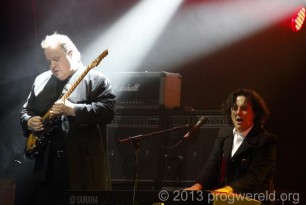 20130310_Marillion_weekend_zondag_Rothery